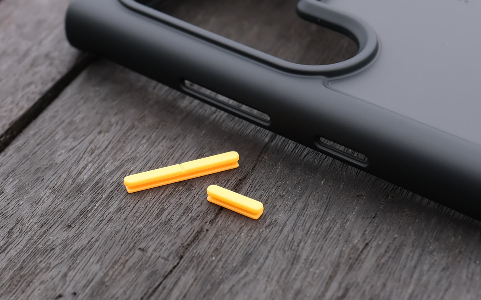 Bare Armour Case for S22 Series - Slim Shockproof Case for Samsung Galaxy S22 Ultra - Ultra Tactile Interchangeable Buttons