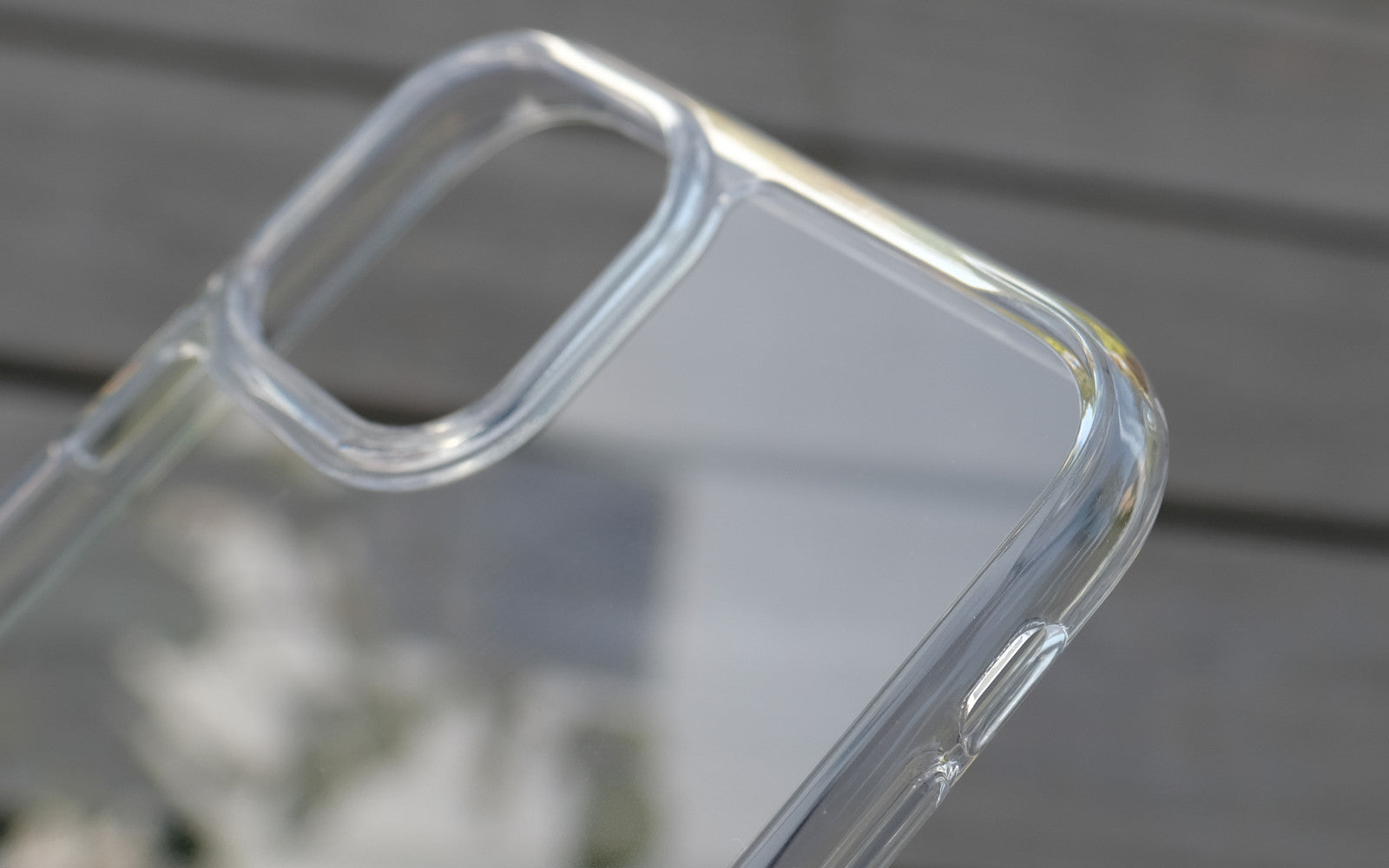 Bare Back Minimlist Shock Resistant Case with a Glass Back for iPhone 11 - Clear Glass Back