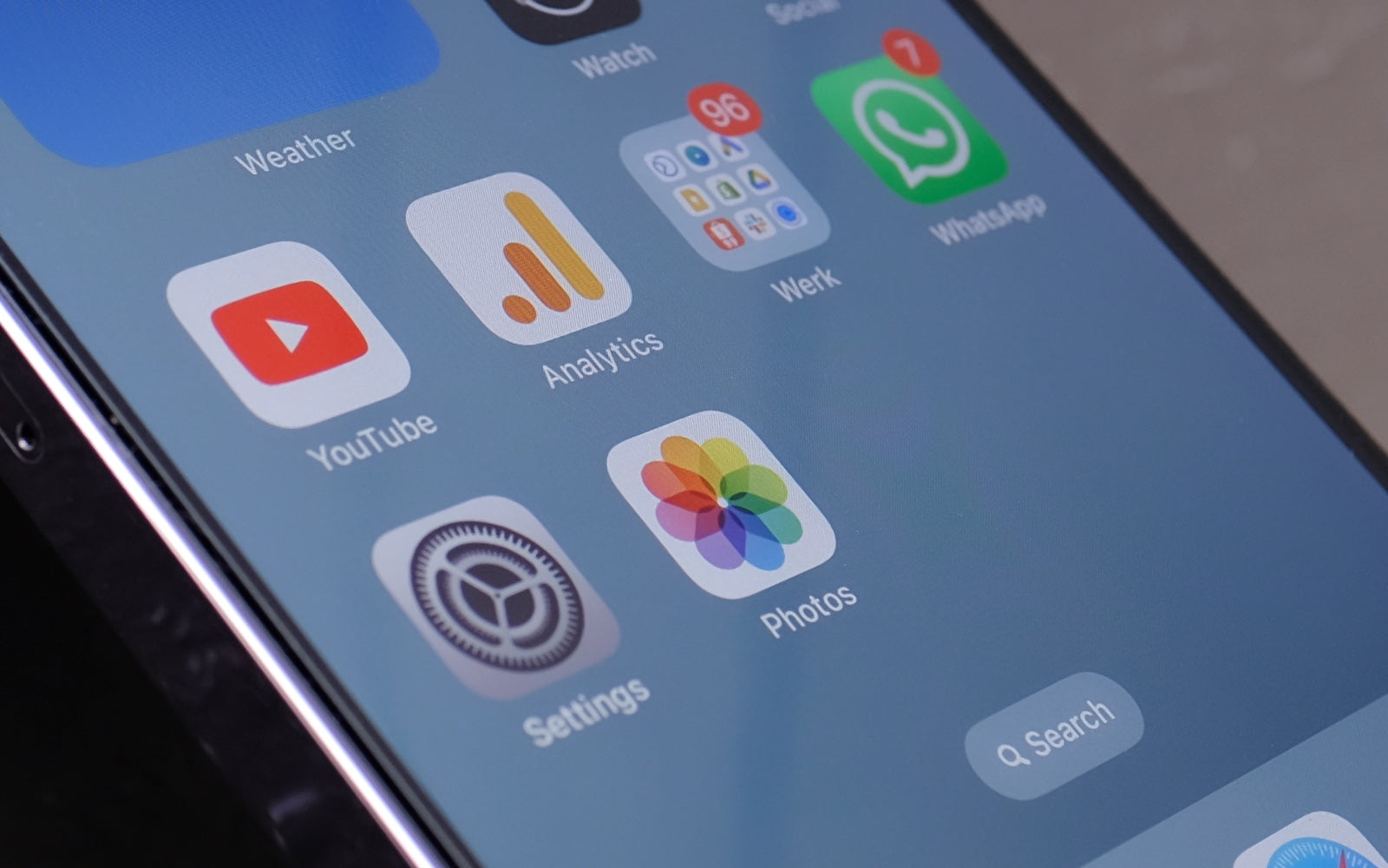 Bare Pane - Tempered Glass Screen Protector with Alignment Tray for iPhone 15 Series - Crystal Clear